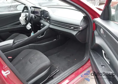 2021 Hyundai Elantra Sel z USA, uszkodzony, nr VIN KMHLS4AG1MU101908